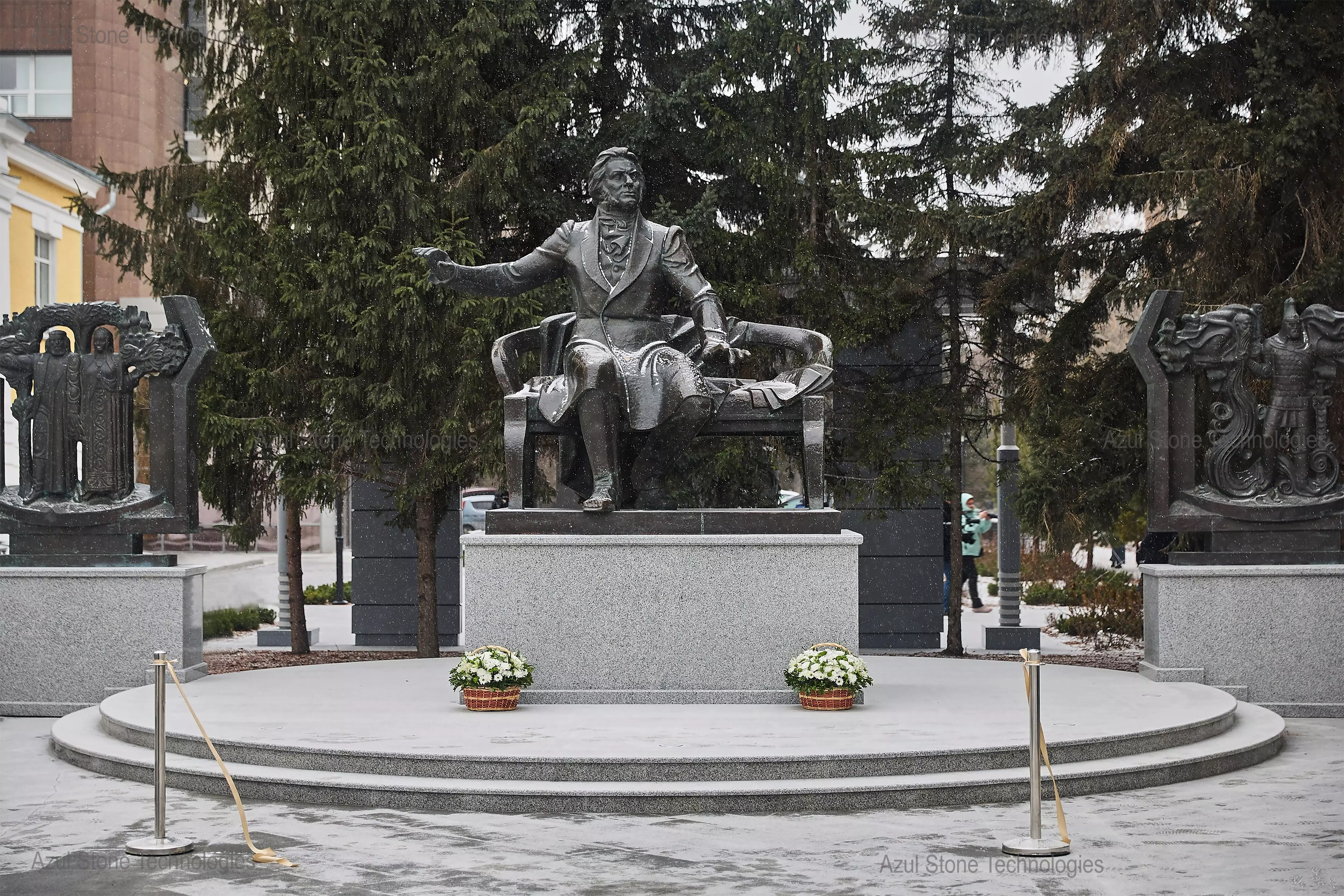 Сквер им. М.Глинки и Аллея Связистов