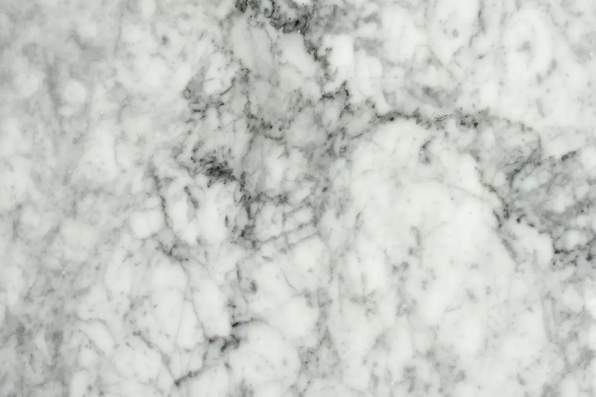 Бьянка Каррара (Bianco Carrara)