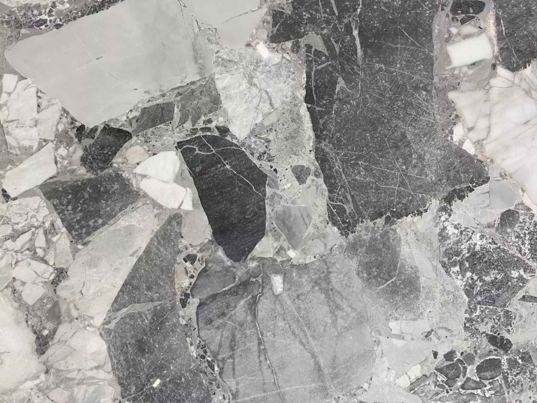 Сильвер Брекчия (Silver Breccia)