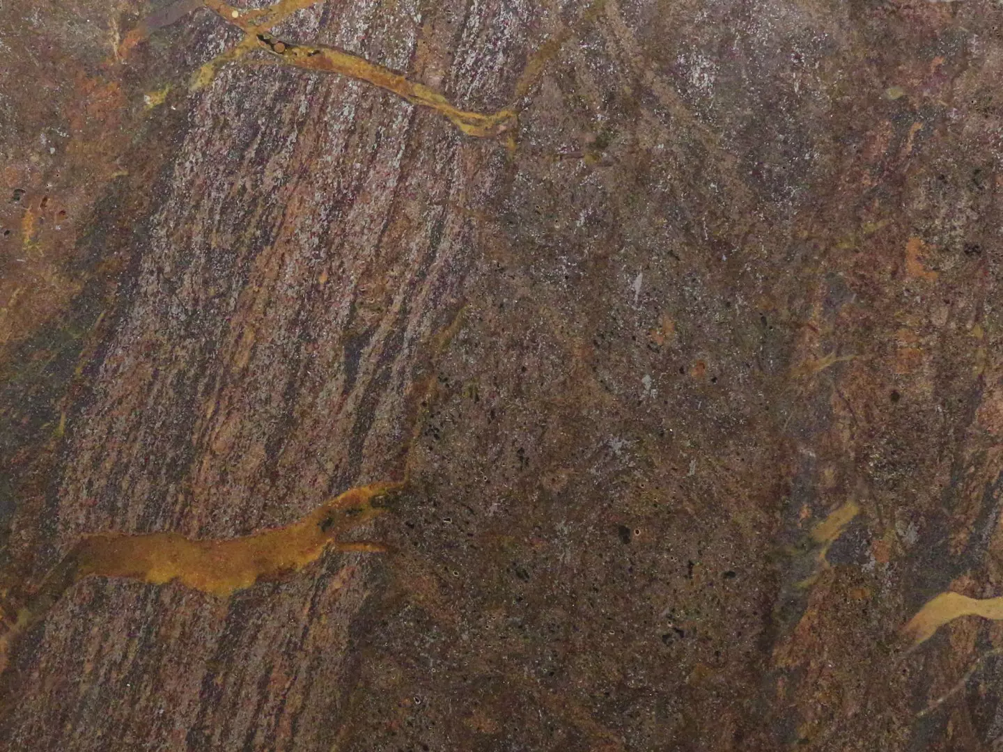 Бронзайт (Bronzite)