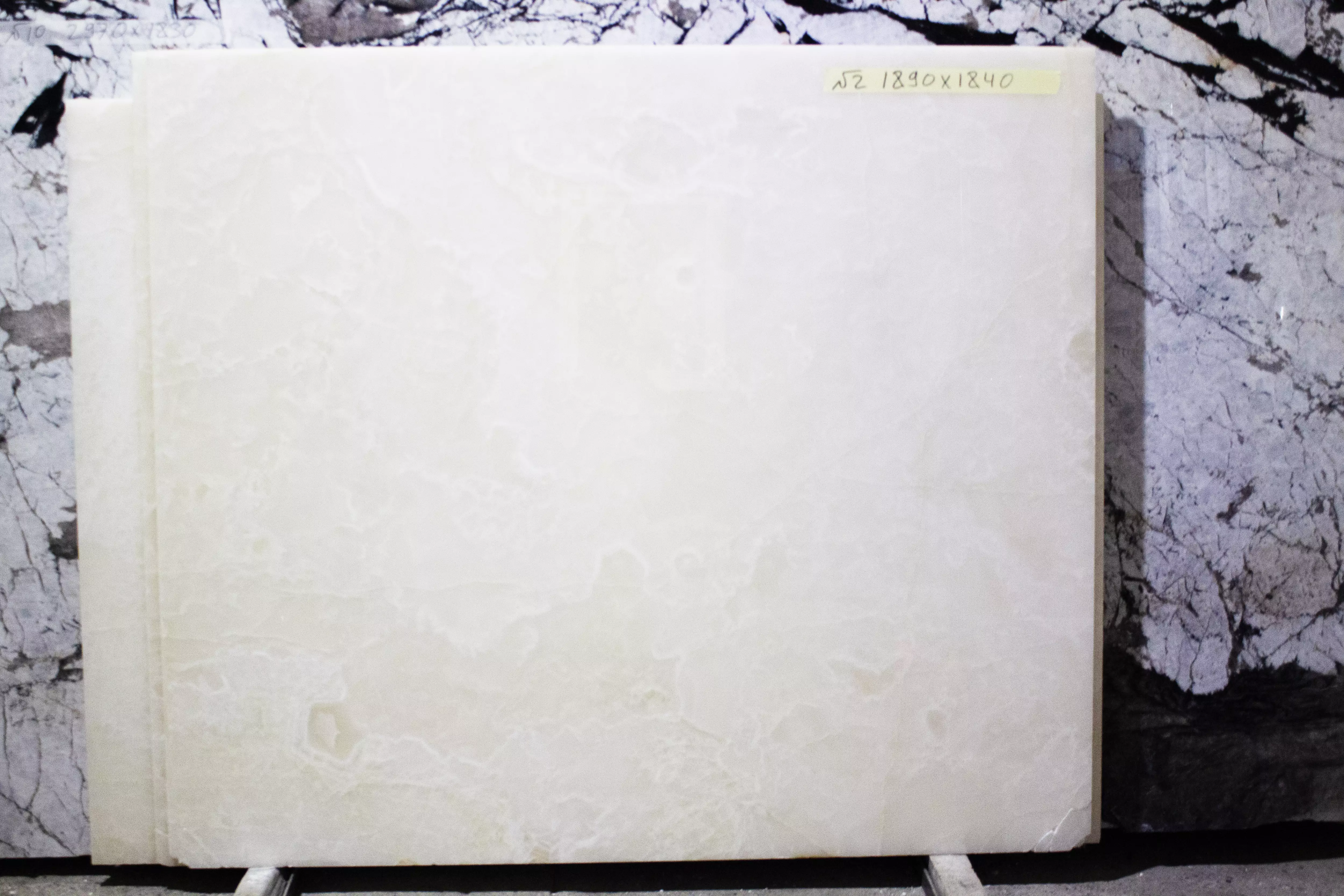Оникс Бьянко (Onice Bianco) №2 1890х1640х16
